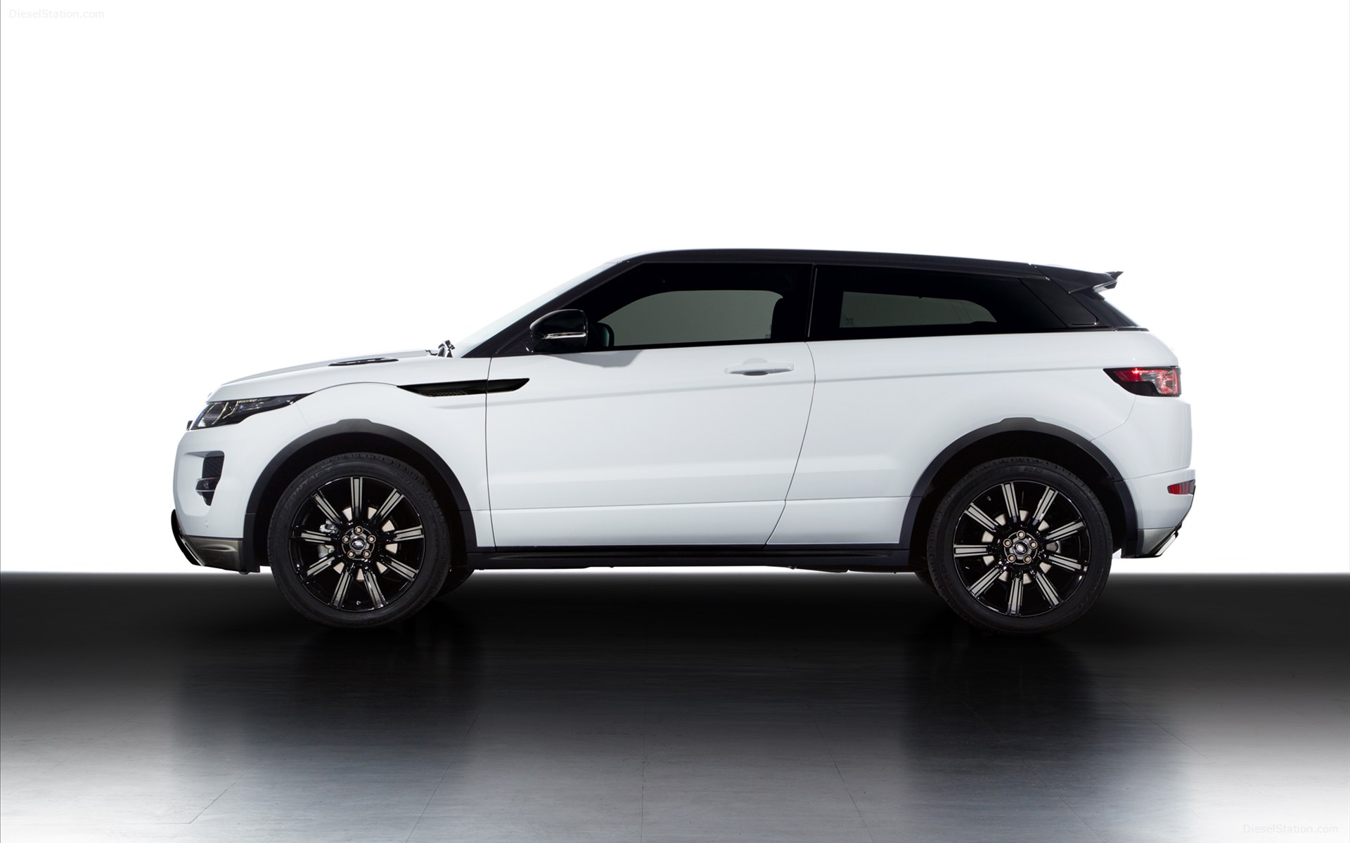 Land Rover Evoque Black Design Pack 2014